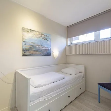 Lovely Bungalow Near The Beach For 5 People * Sint Maartensvlotbrug