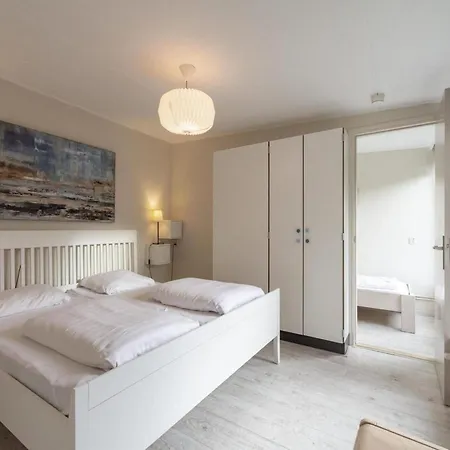 Lovely Bungalow Near The Beach For 5 People Sint Maartensvlotbrug